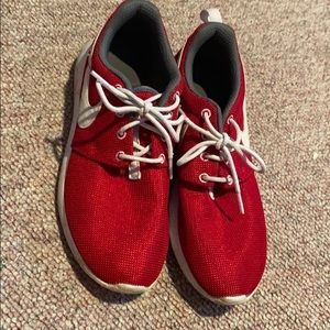 Red Nike Roshes